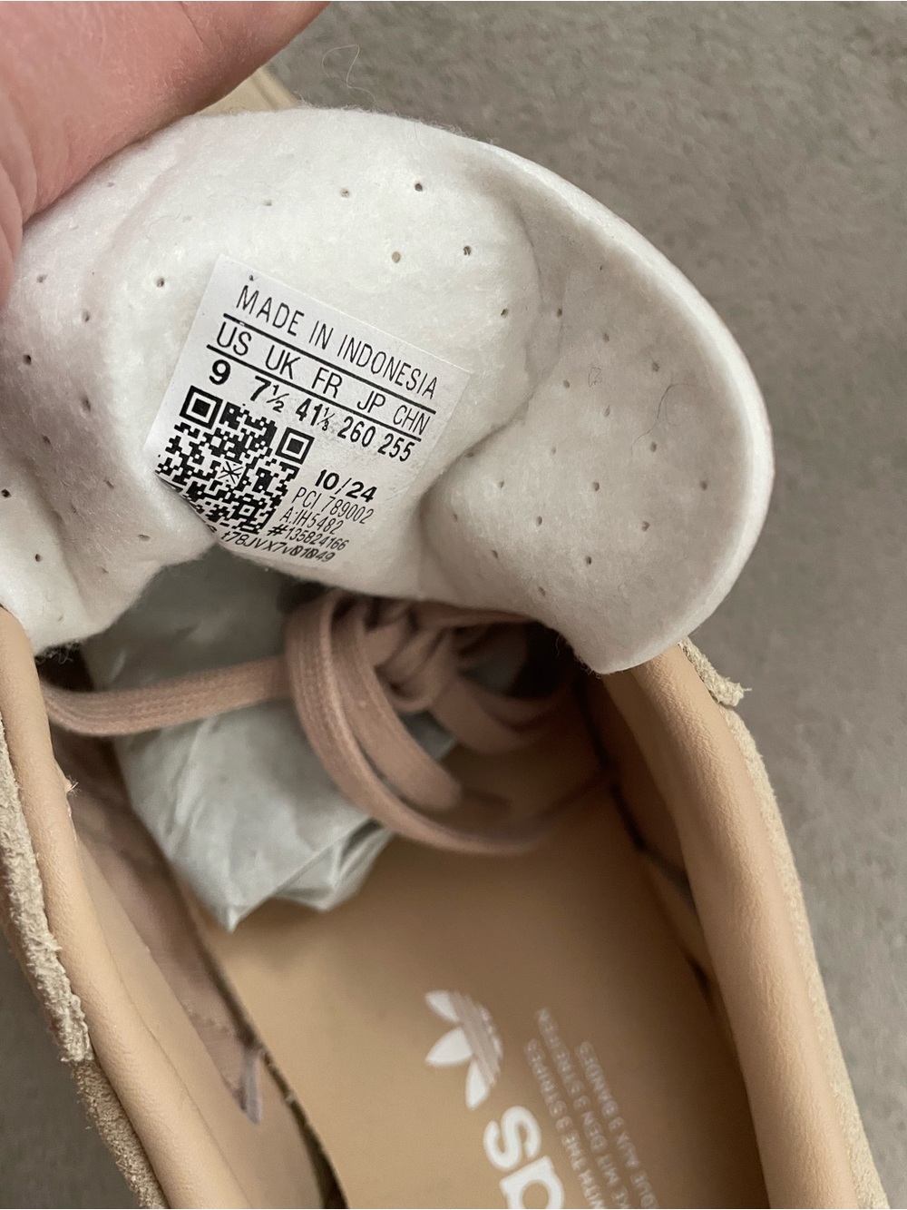 Adidas Gazelle Suede Sneakers - Beige/White Women’s Size 9 NWT - Picture 9 of 11